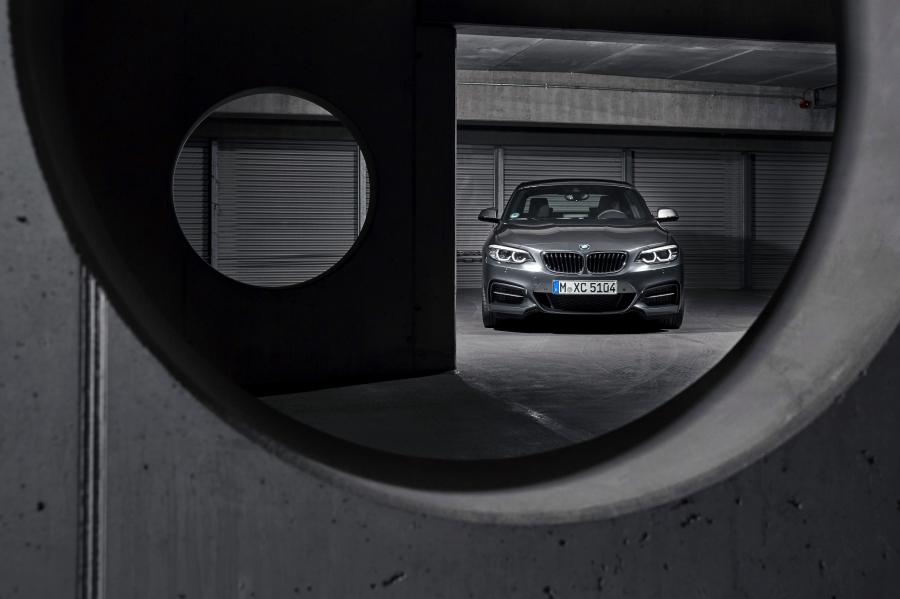  BMW M240i xDrive Coupe 2017 года  (WW) (фото 75 из 116)